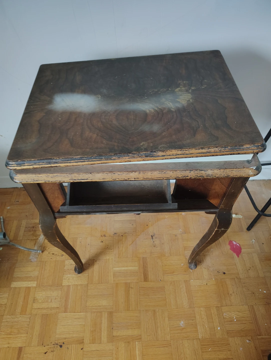 Vintage Wooden Side Table with Flip-Top - photo 3