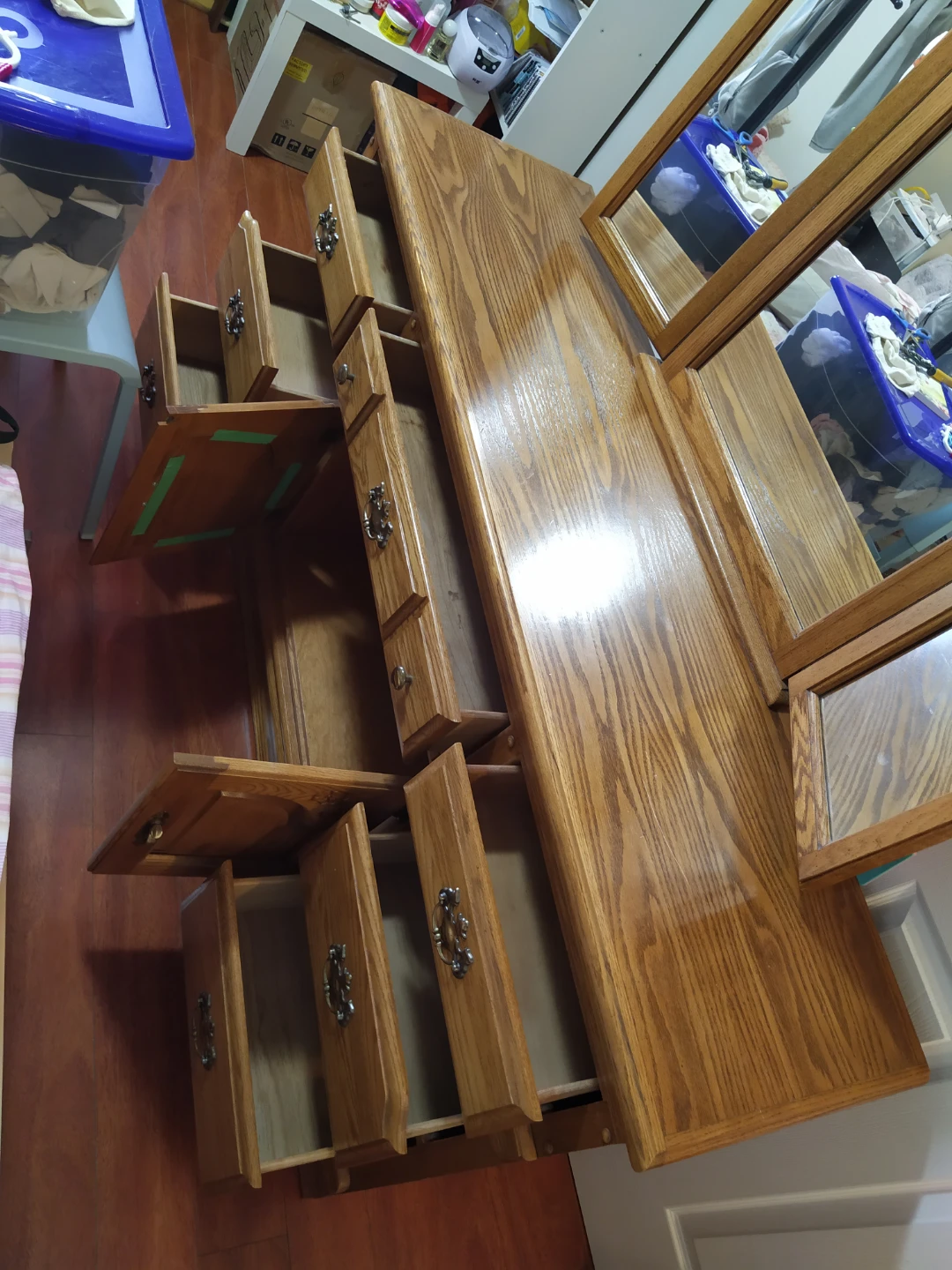Vintage Wooden Dresser with Tri-Fold Mirror - photo 2