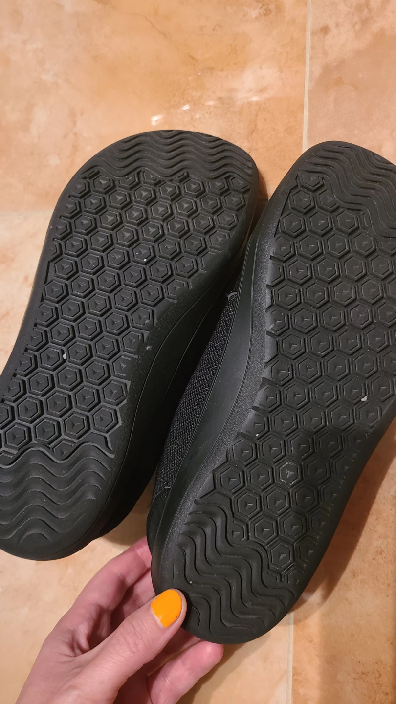 New Black Fashion Sneakers size 9.5 - photo 2