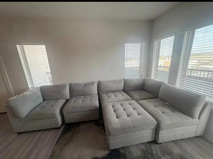Light Gray Sectional Sofa with Ottoman