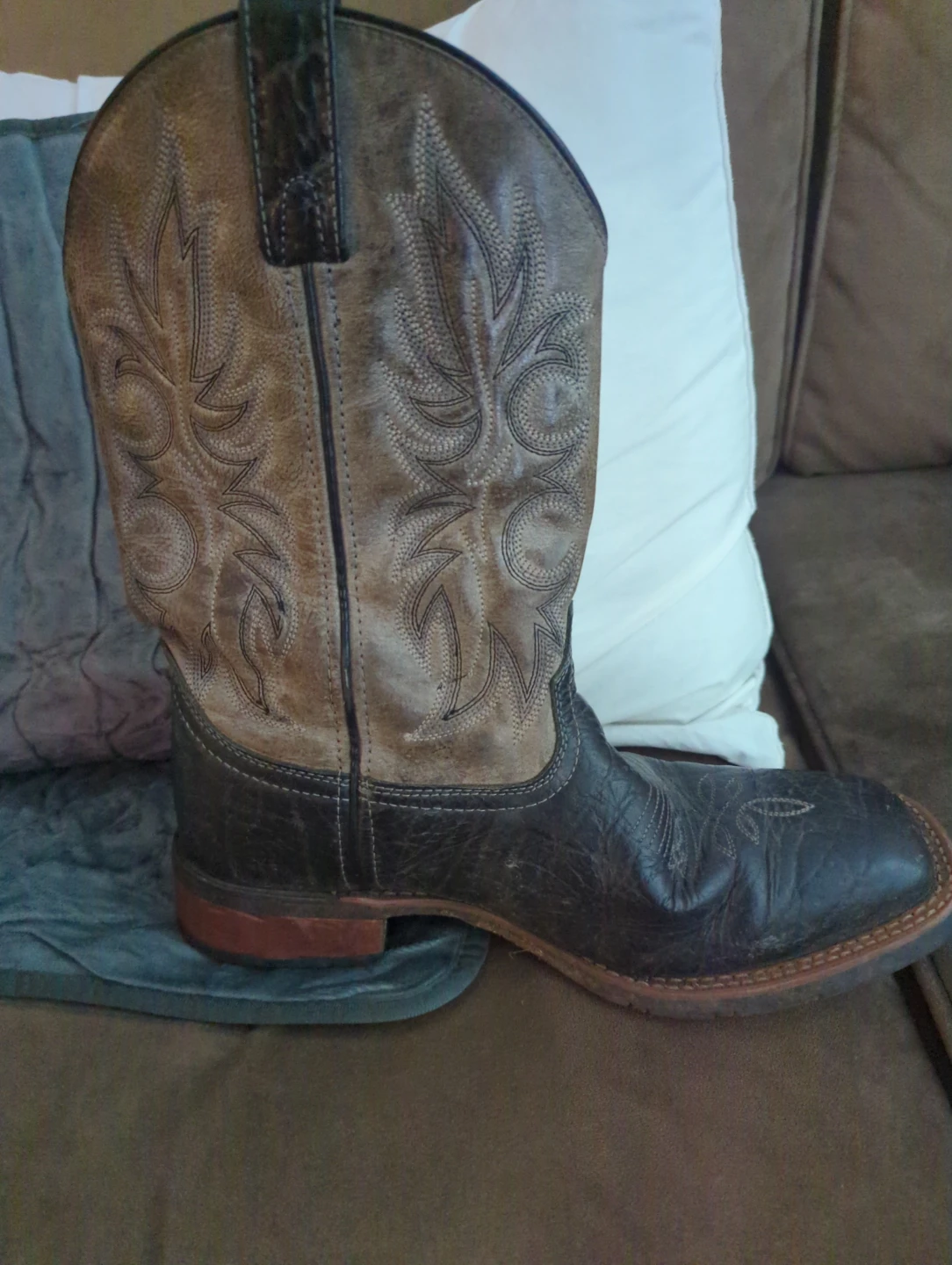 Men's cowboy boots