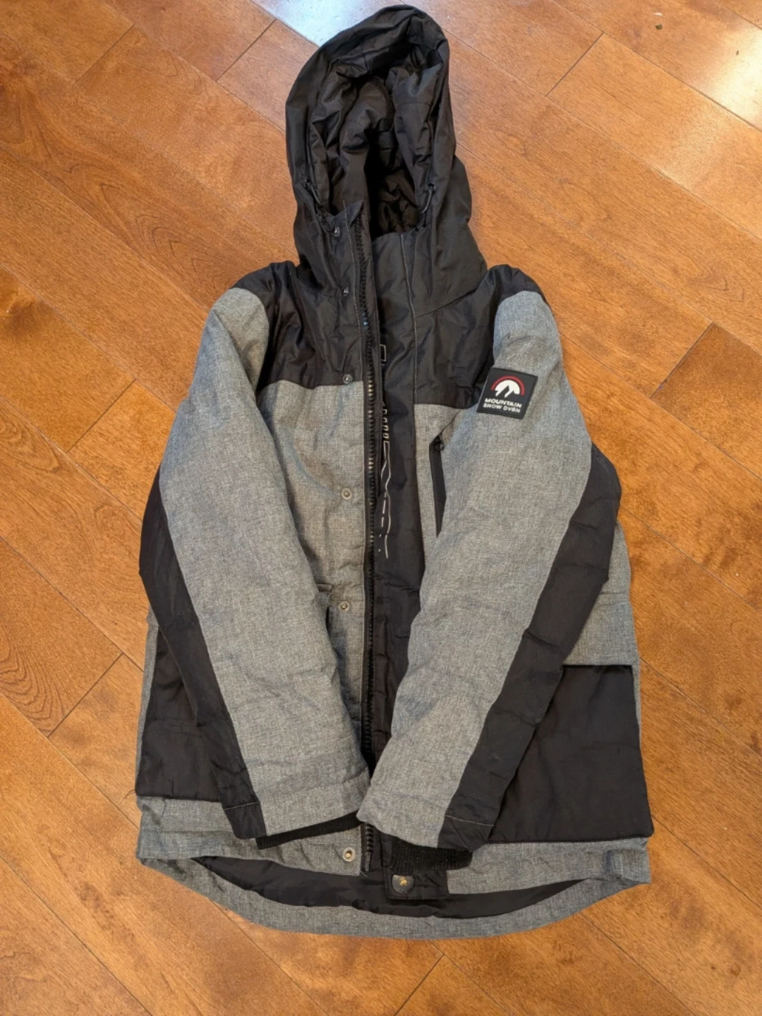 Kids Winter Jacket Size 7-8 🏈