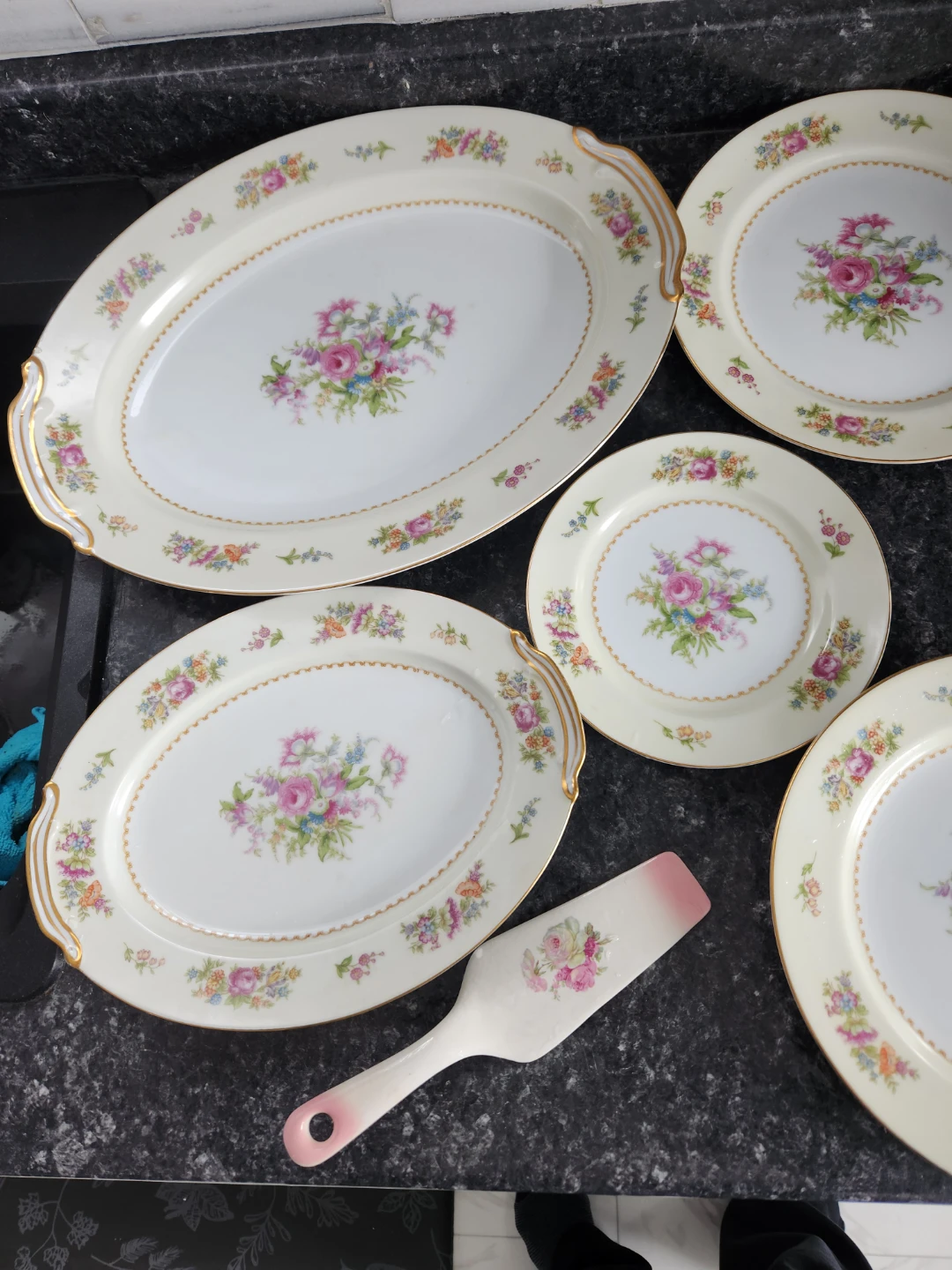 Assorted Vintage Serving Dishes - photo 2