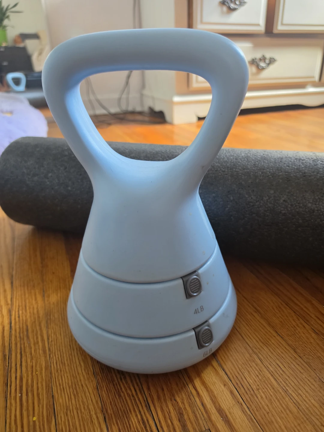 Adjustable Kettlebell and foam roller 🏋‍♂️🏈