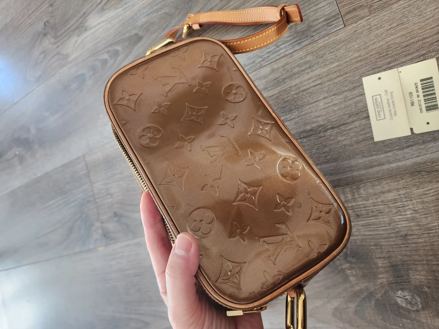 Louis Vuitton Christie MM Bronze Handbag - photo 3