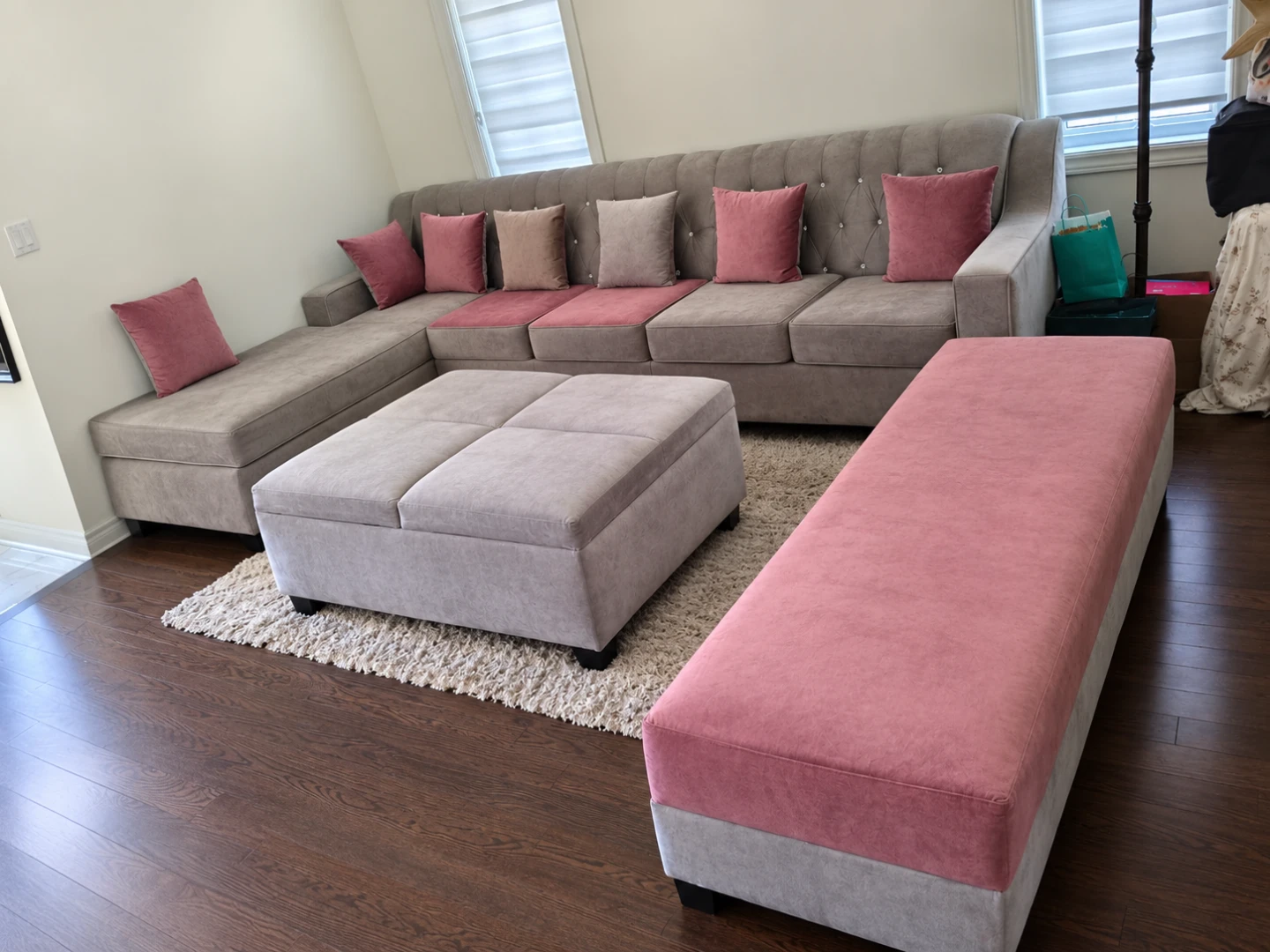 Good condition sofa set