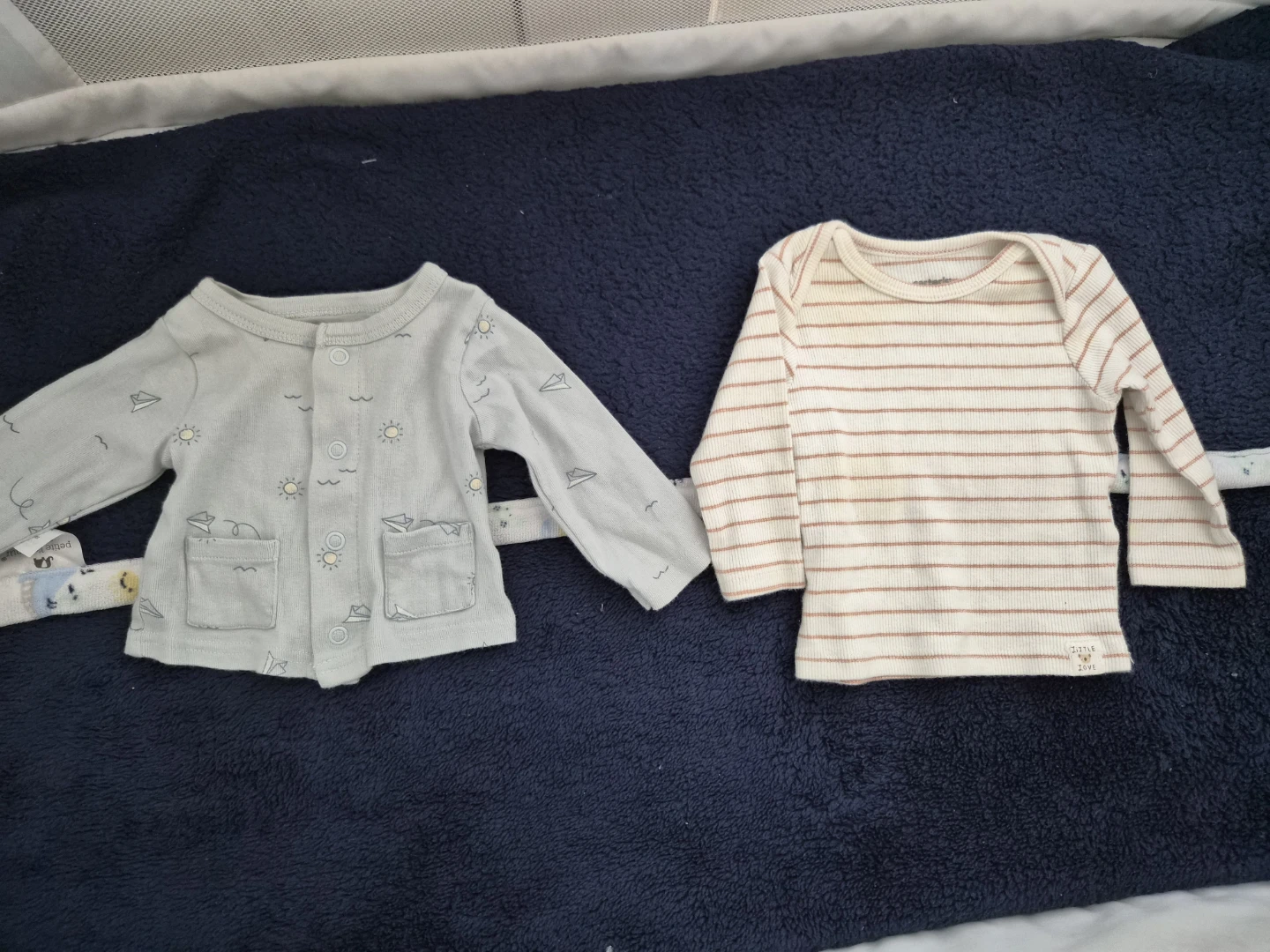 Carter's  Baby Clothing Set - photo 2