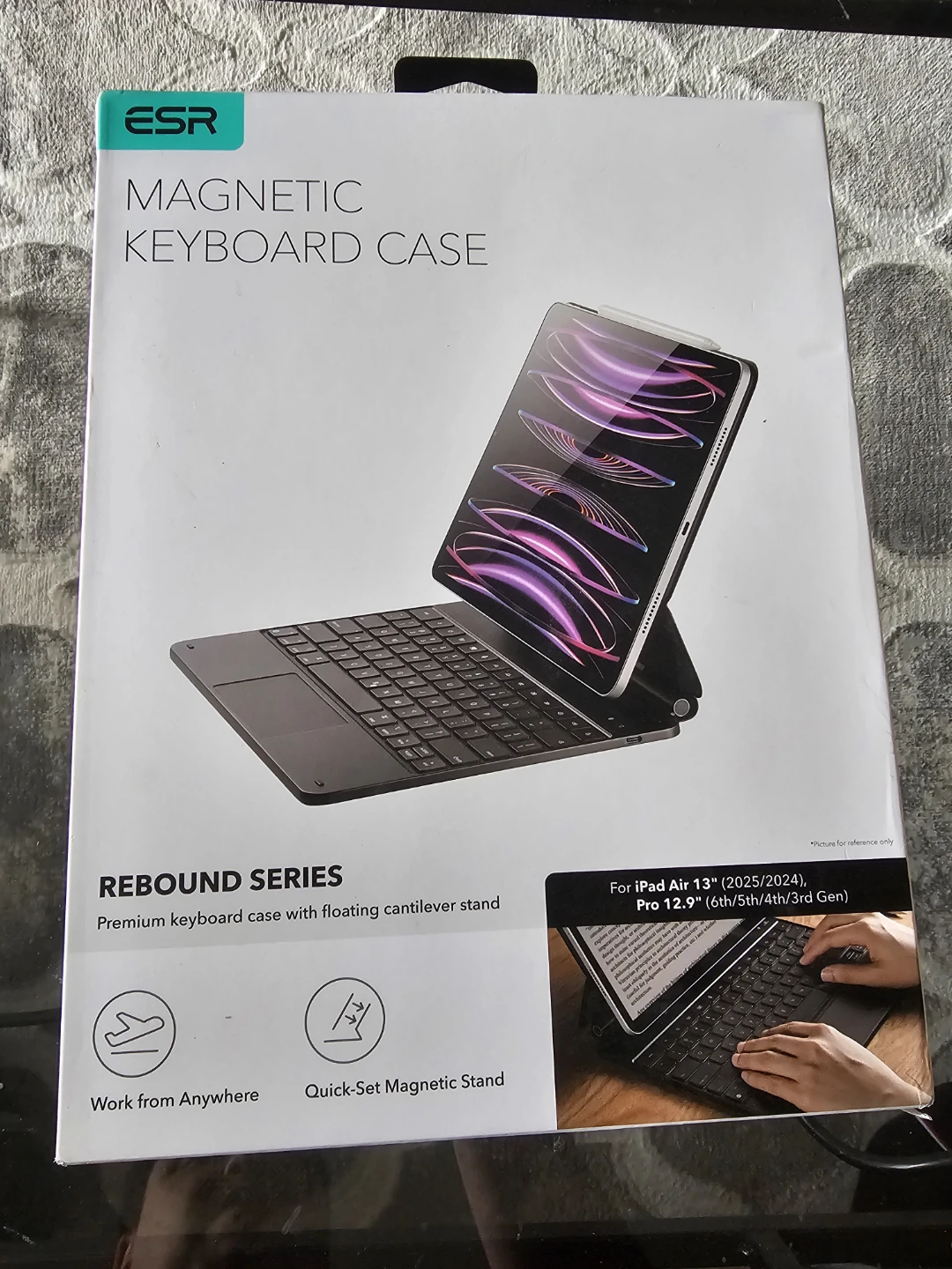 ESR Rebound Magnetic Keyboard Case for iPad Air 13-inch - photo 4