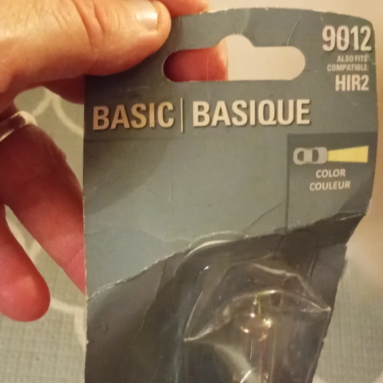 Sylvania 9012 HIR2 Basic Headlight Bulb