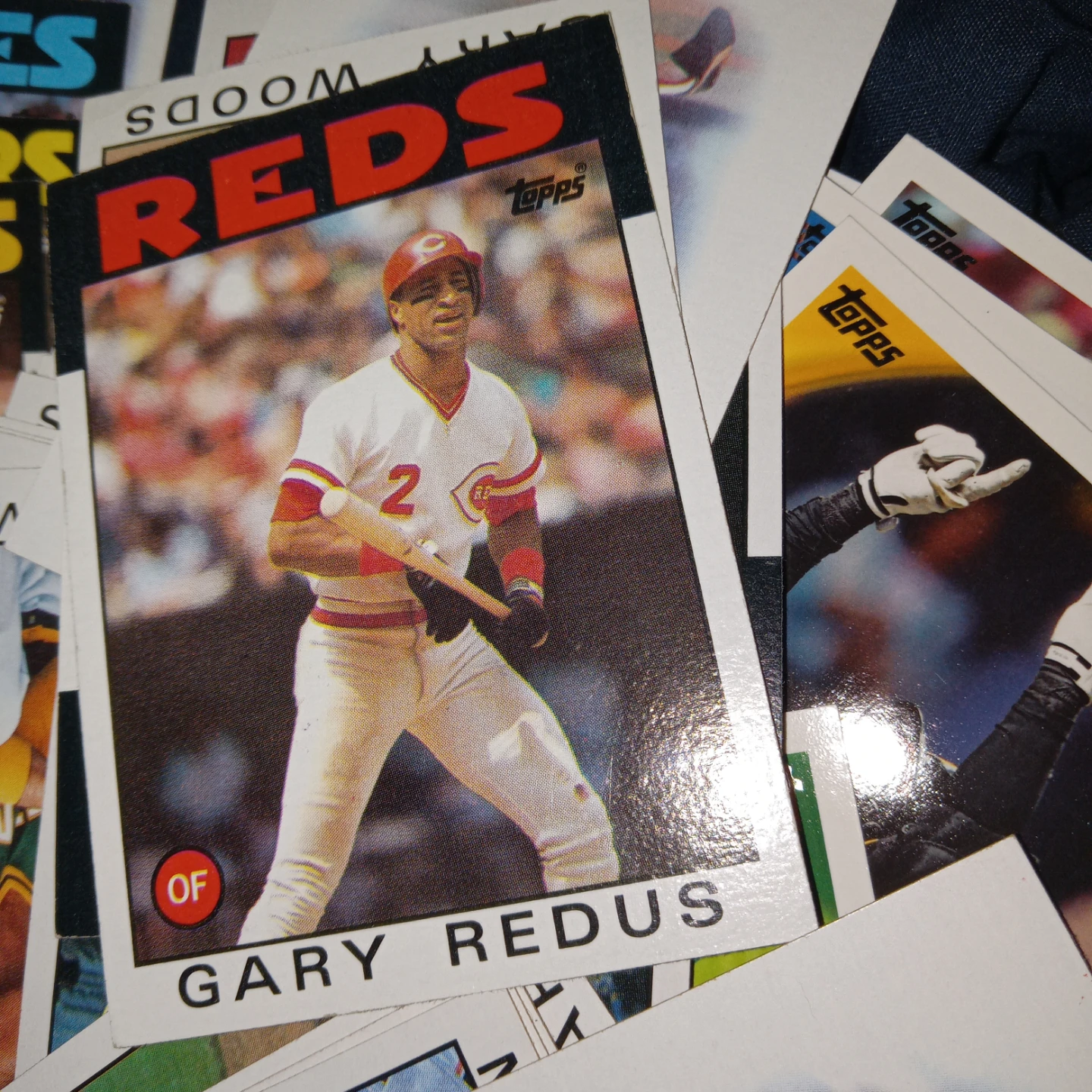 Assorted Vintage Baseball Cards - photo 2