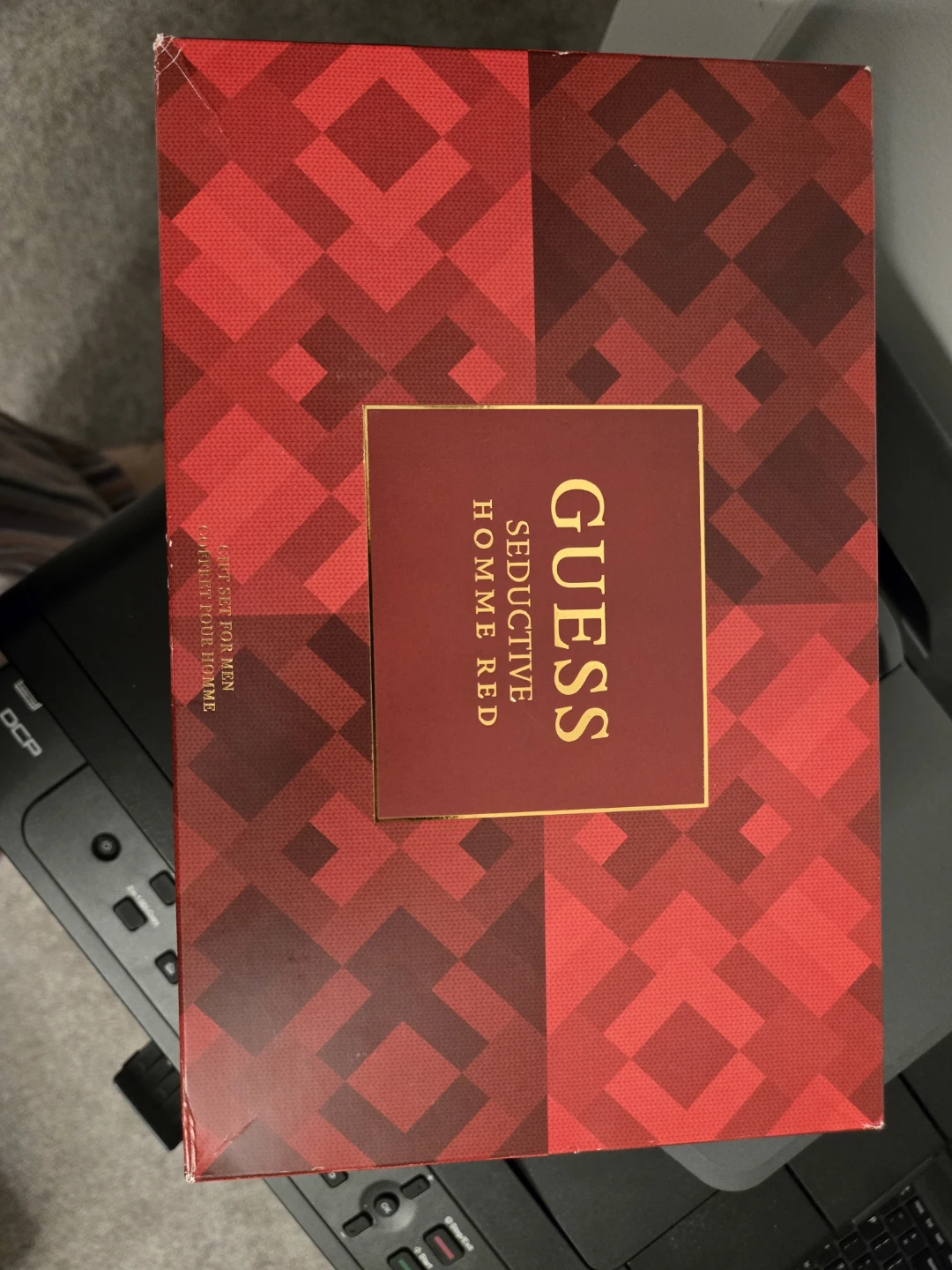 Guess Seductive Homme Red Eau de Toilette Gift Set - photo 2