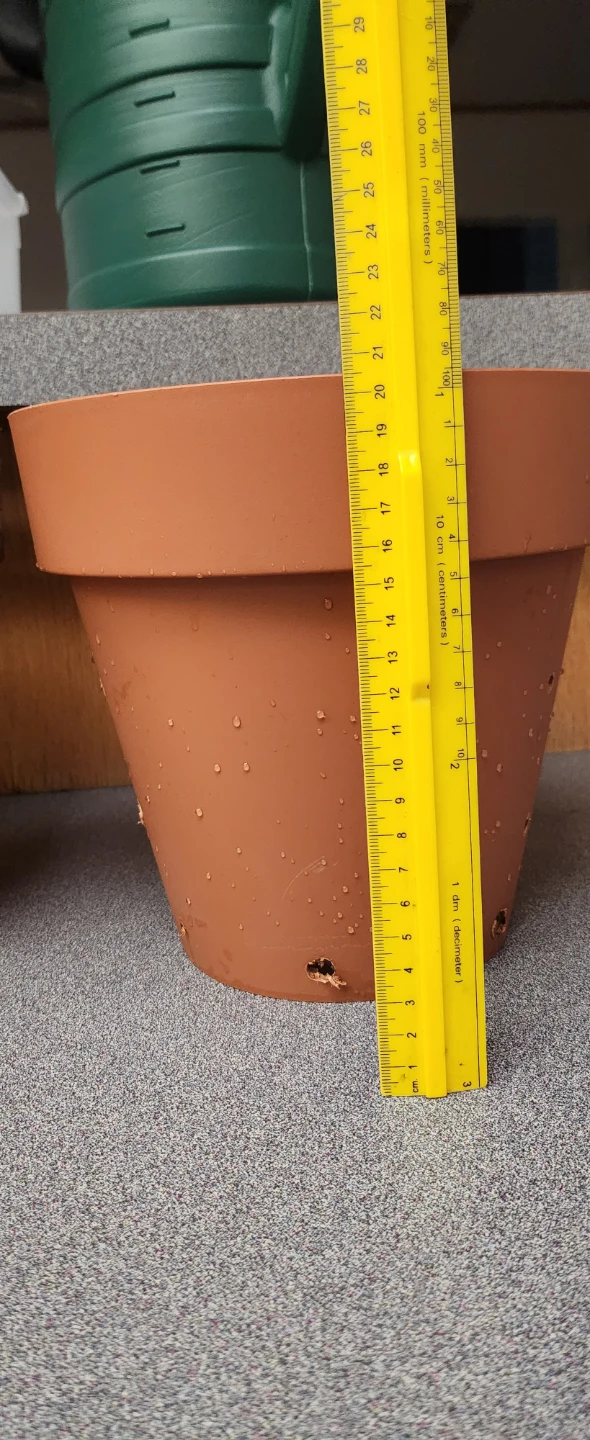 Set of 5 Terra Cotta Coloured Plastic Pots - photo 2