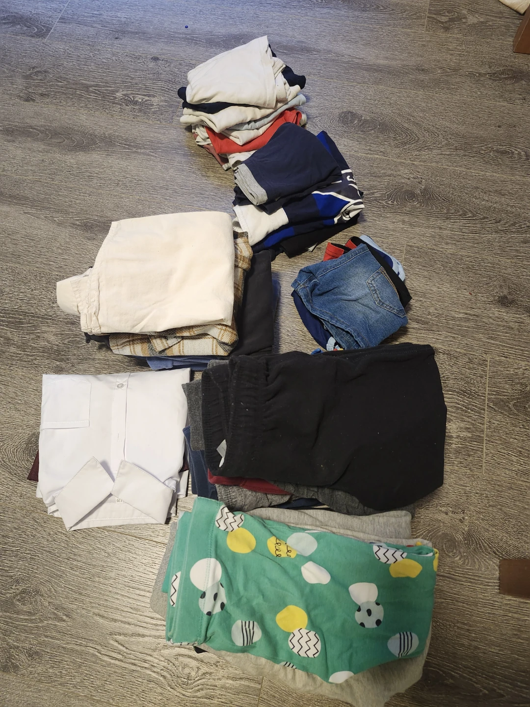 Boys clothing bundle - photo 2