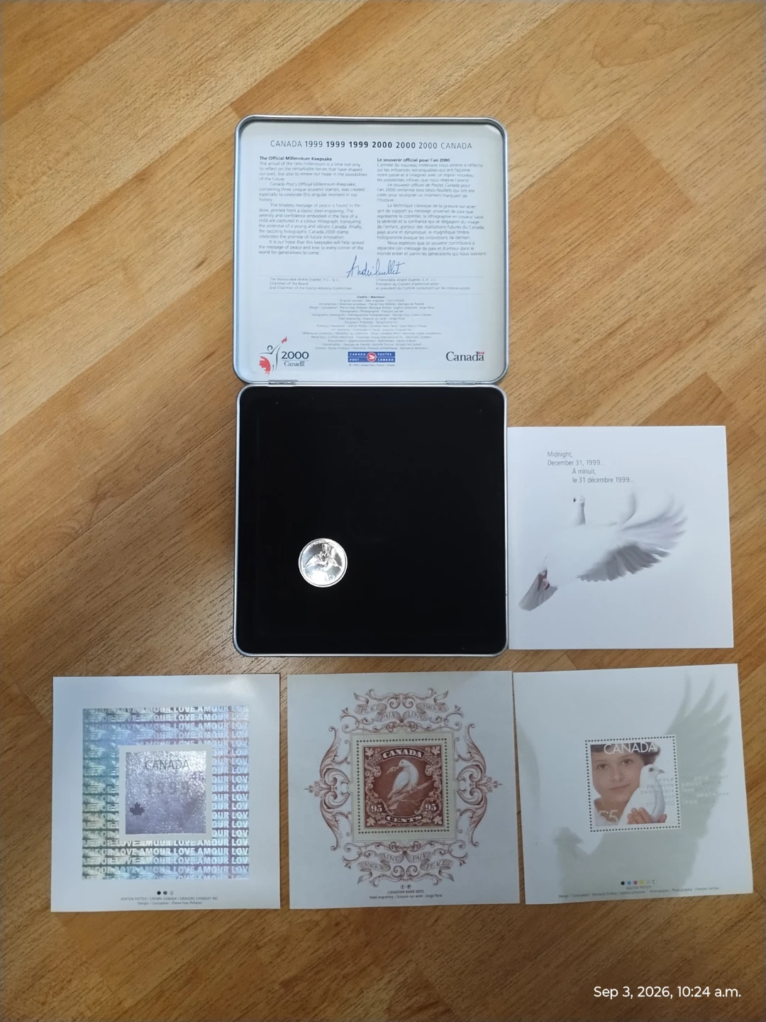 Canada Post 2000 Millennium Keepsake – Dove Medallion & 3 Stamps