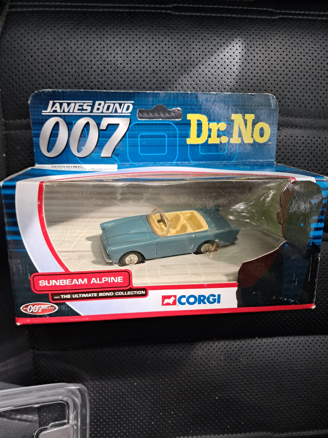 Corgi James Bond Dr. No Sunbeam Alpine - photo 2