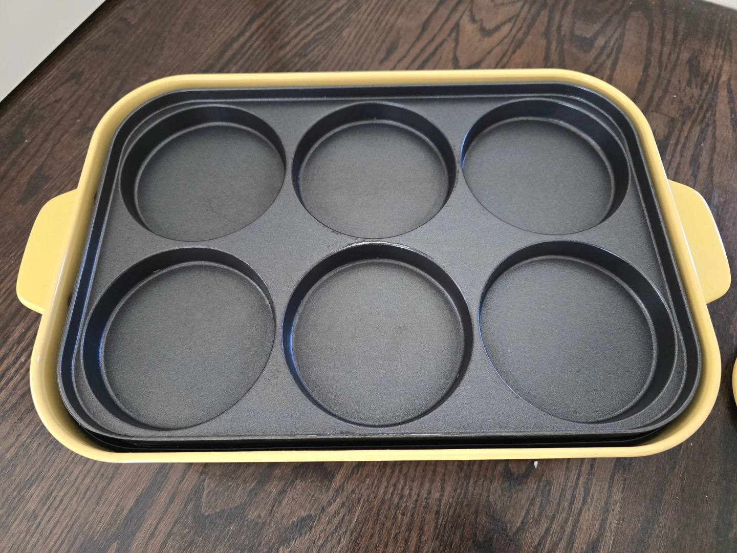 BRUNO Compact Hot Plate Yellow - photo 4