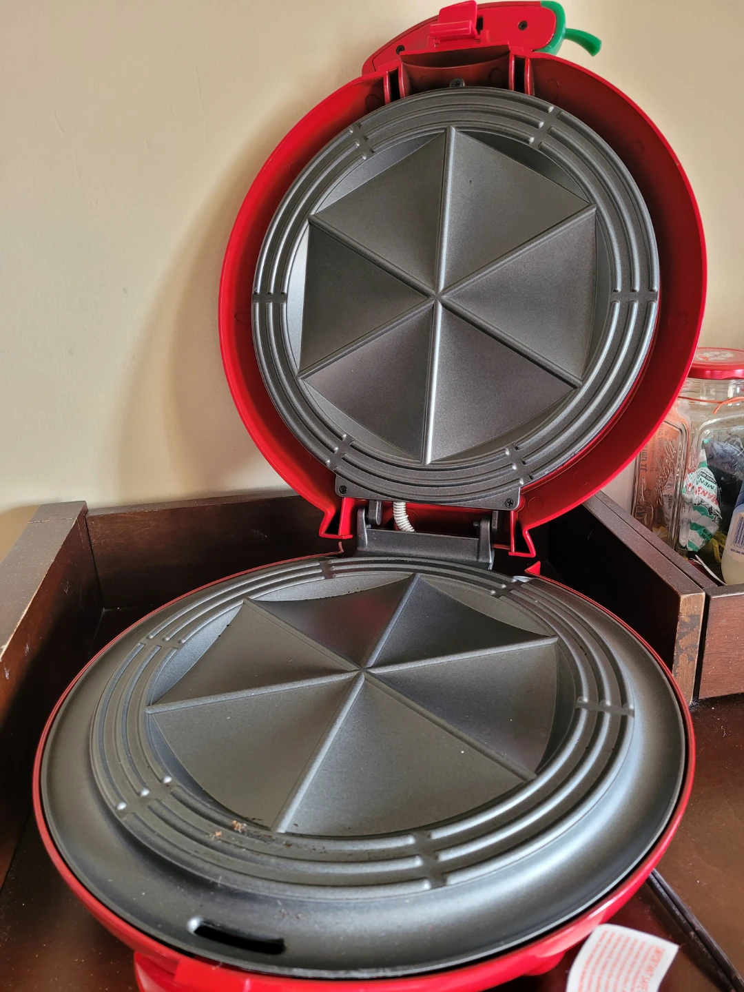 The El Paso Chile Company Quesadilla Maker - photo 3