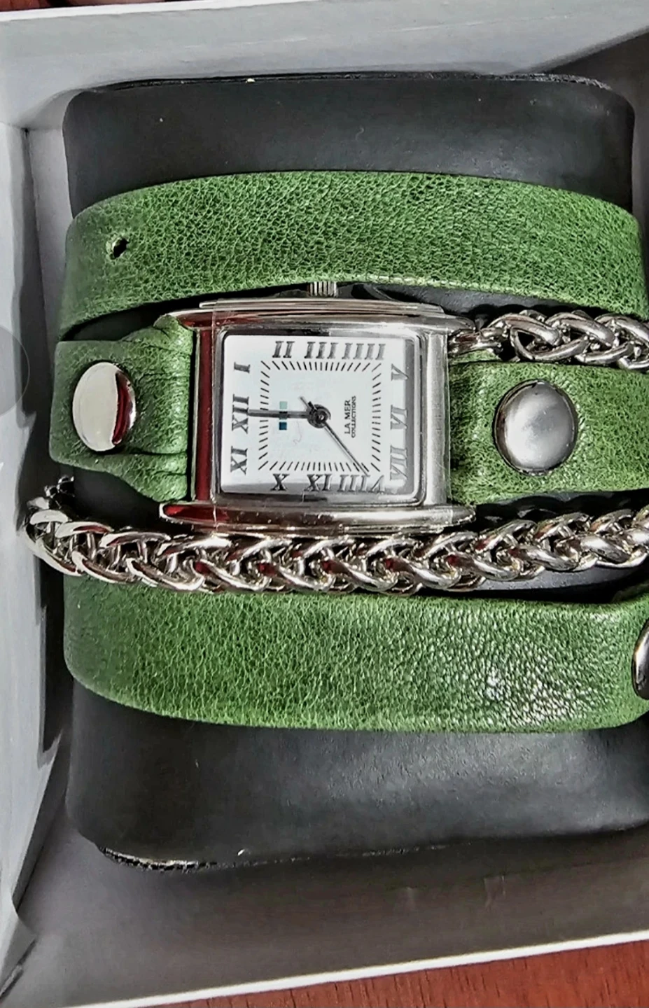 LA MER COLLECTIONS Green Leather Wrap Watch