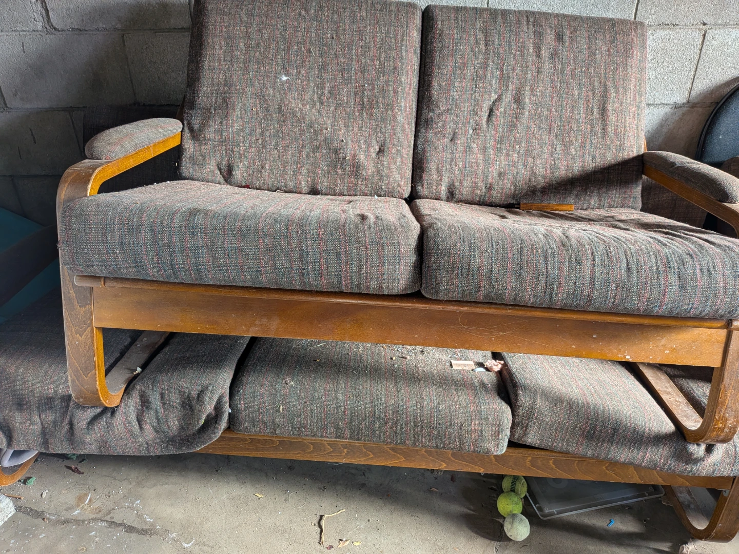 Couches - photo 3