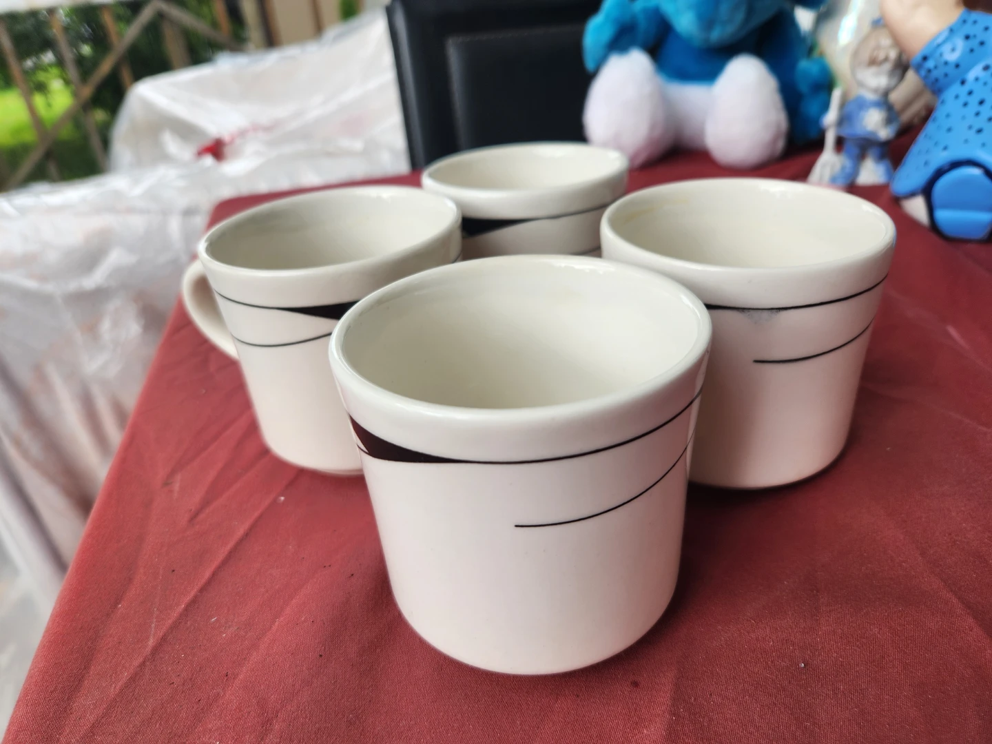 Set of 4 Ceramic Mugs with Black Line Detail