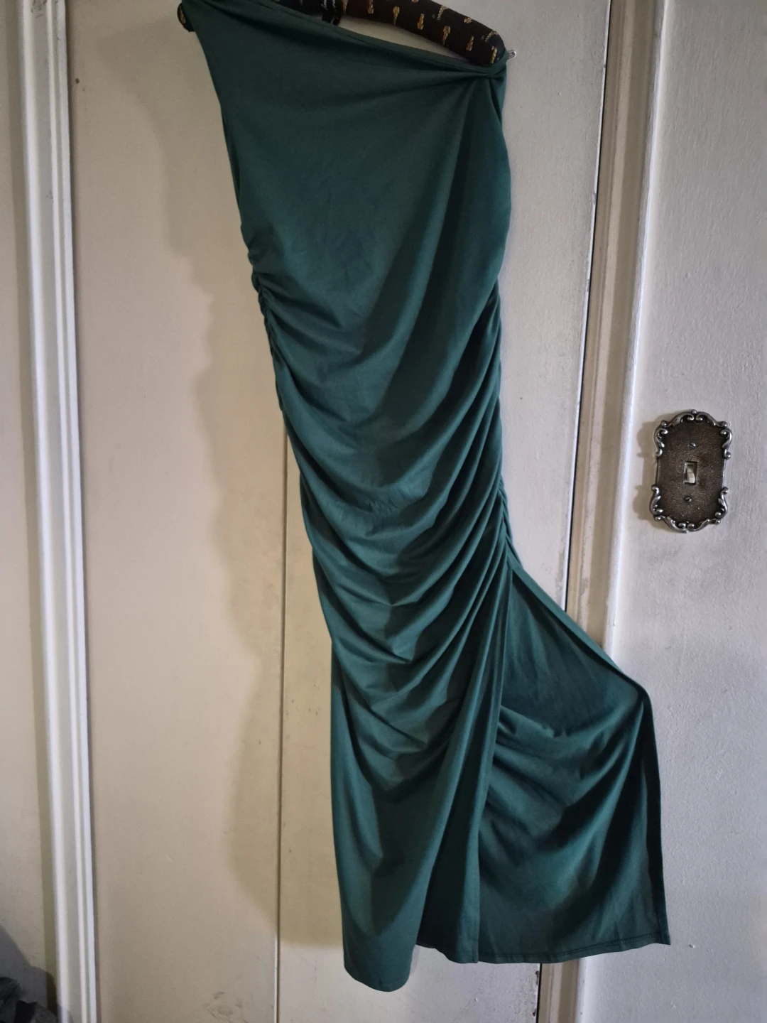 Emerald Green Ruched Maxi Dress - photo 3