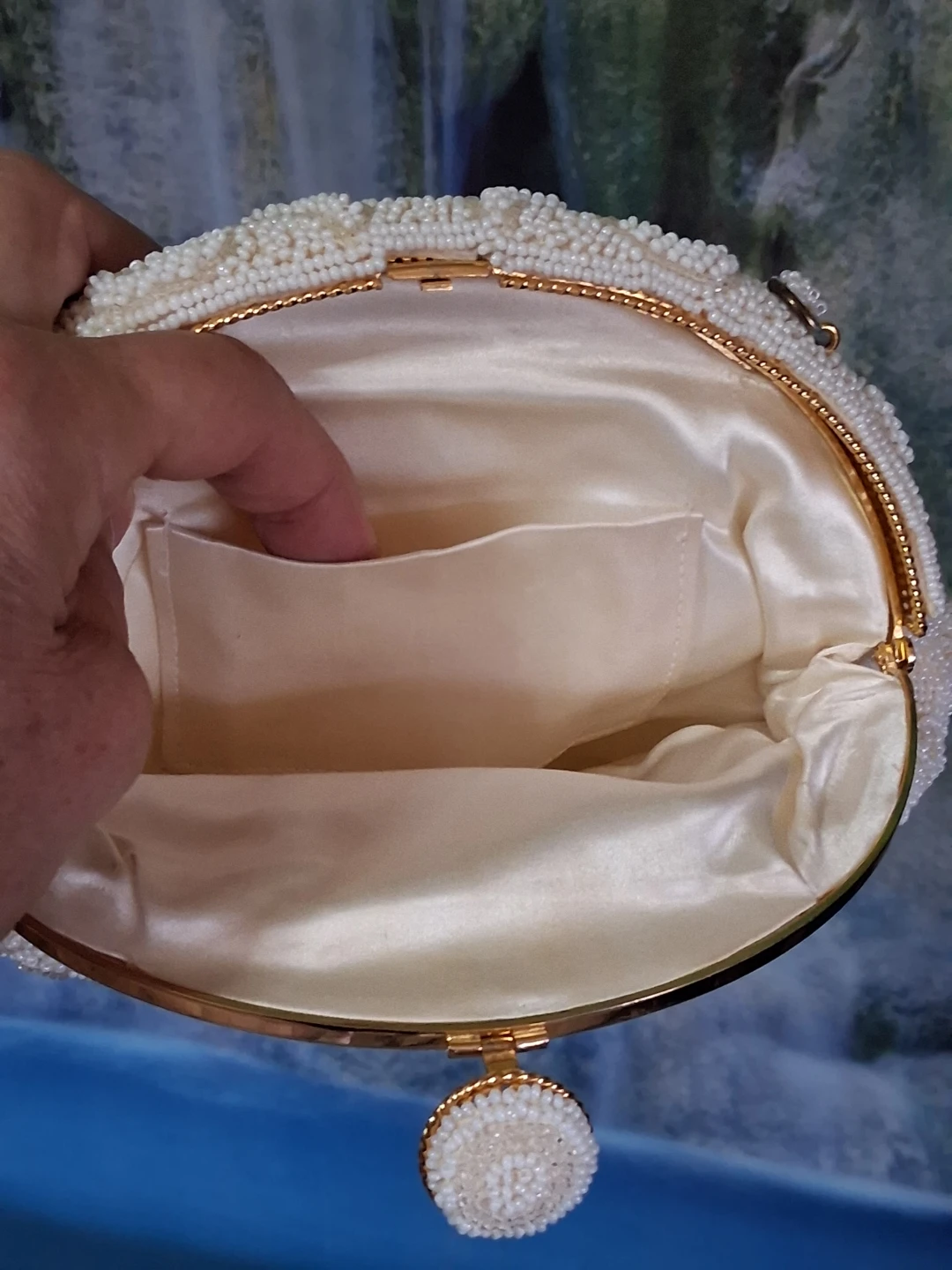Vintage White/ ivory hand Beaded Handbag/ clutch - photo 4