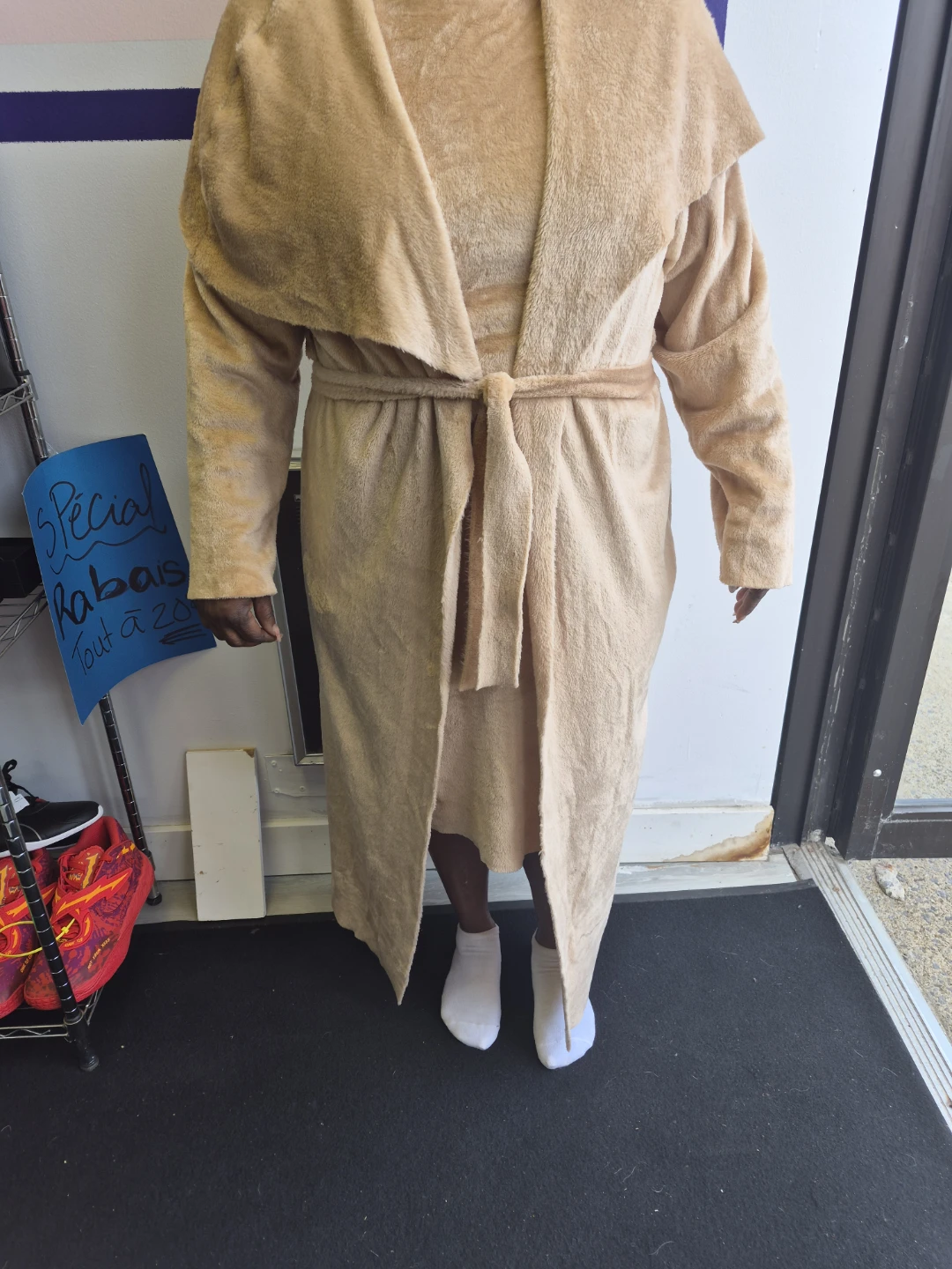 Robe de chambre beige unisexe en peluche