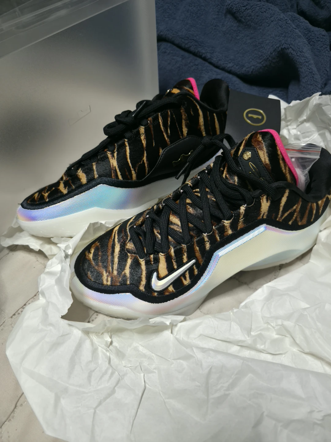 Nike LeBron XXII Heat Basketball Shoes