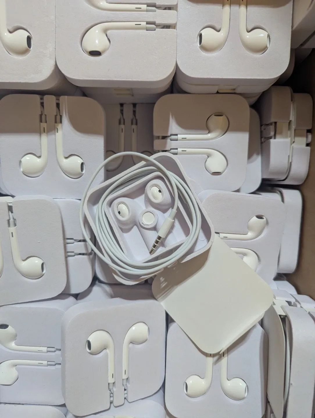 APPLE 3.5MM AUX AUXILIARY CABLE EARBUDS HEADPHONES