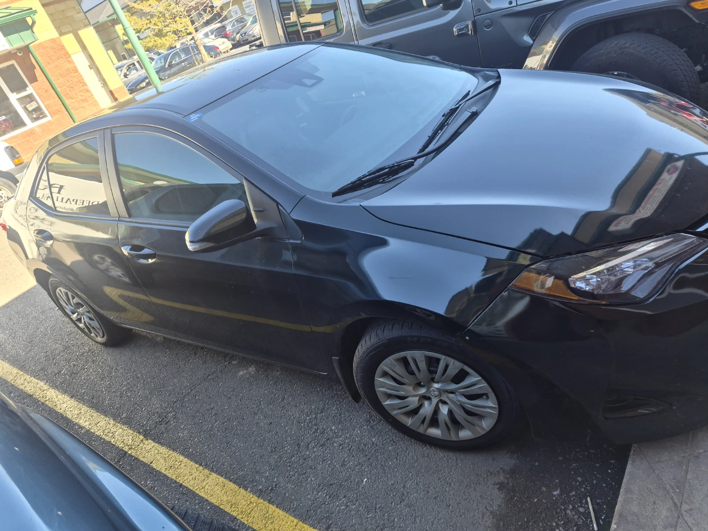 Black Toyota Corolla SE - photo 2