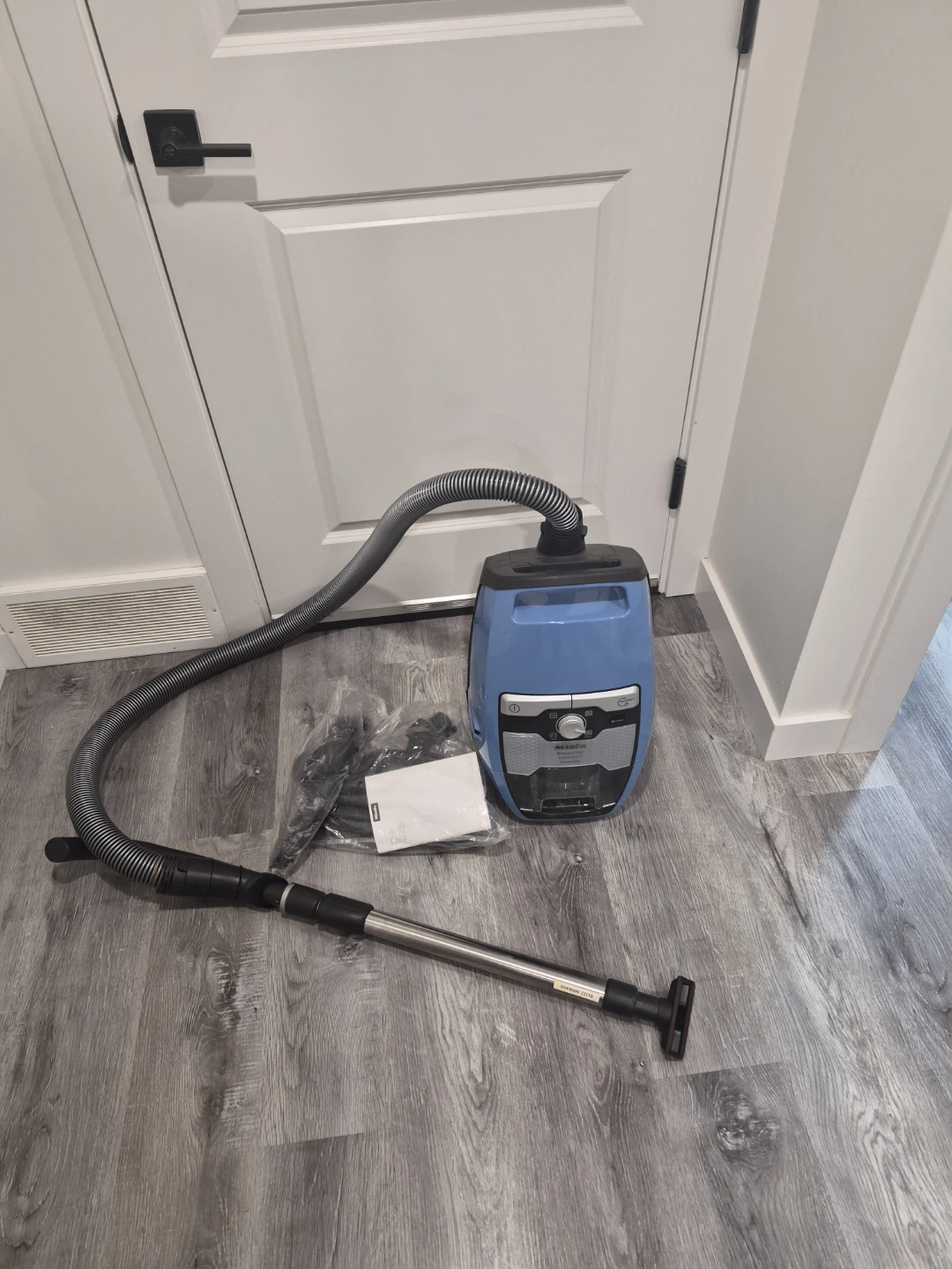 Miele Bagless Vaccum