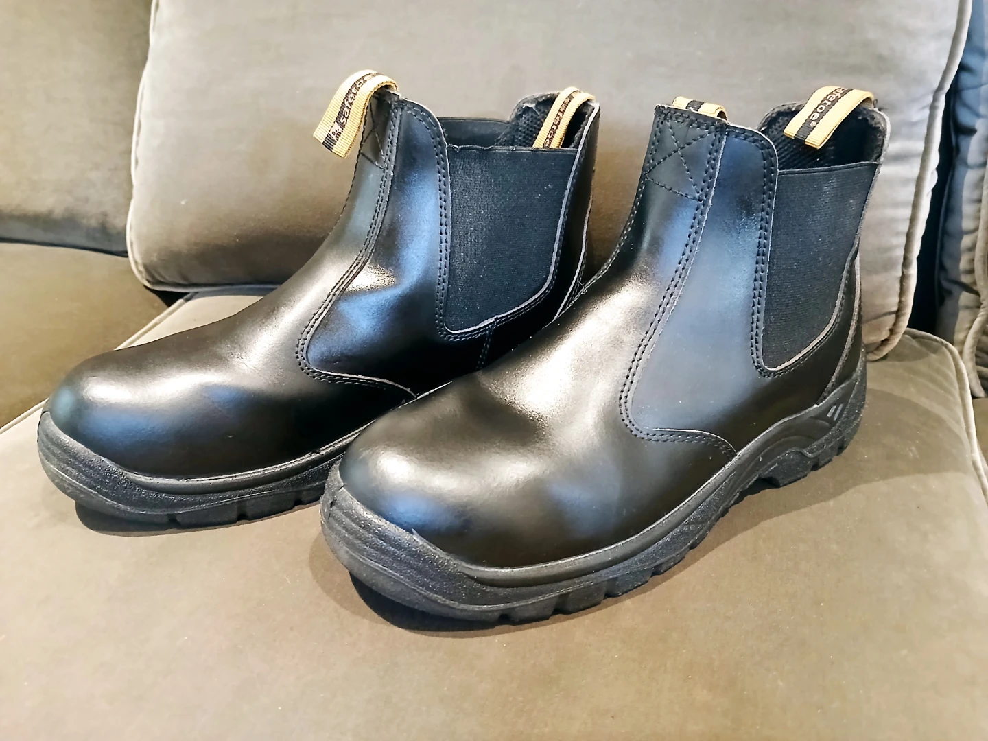Men's Size 11Black Shoes