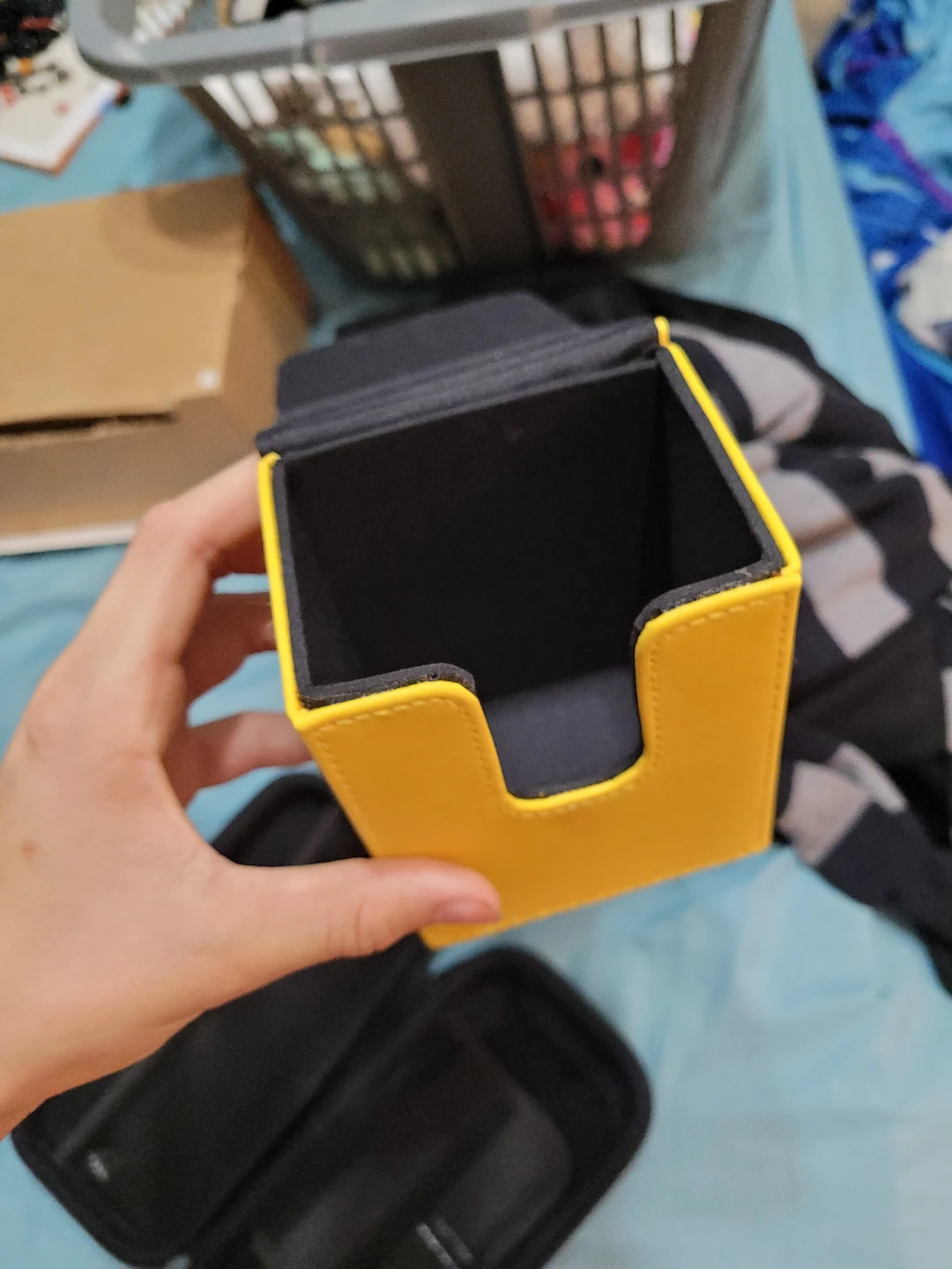 Ultra PRO Yellow Pikachu Card Deck Box - photo 2