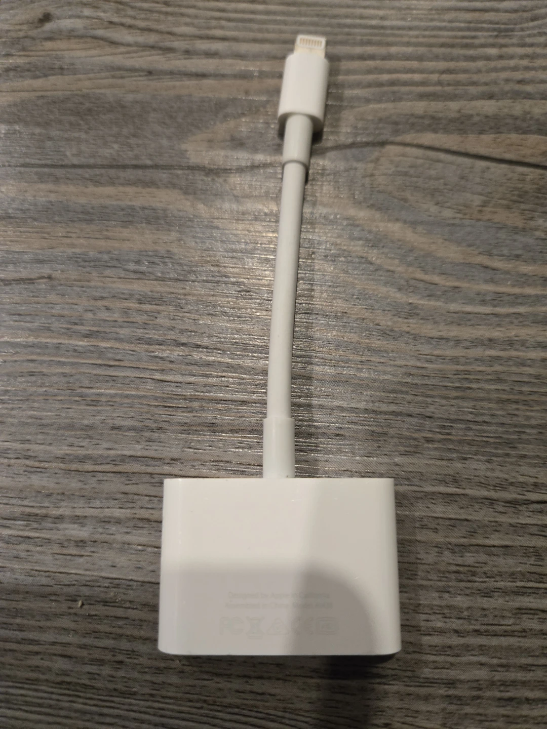 Apple Lightning to Digital AV Adapter - photo 2