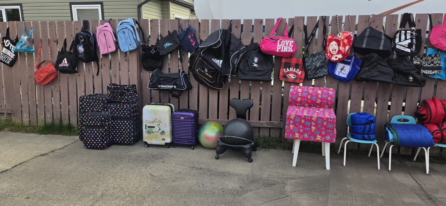 Multifamily garage sales - photo 4