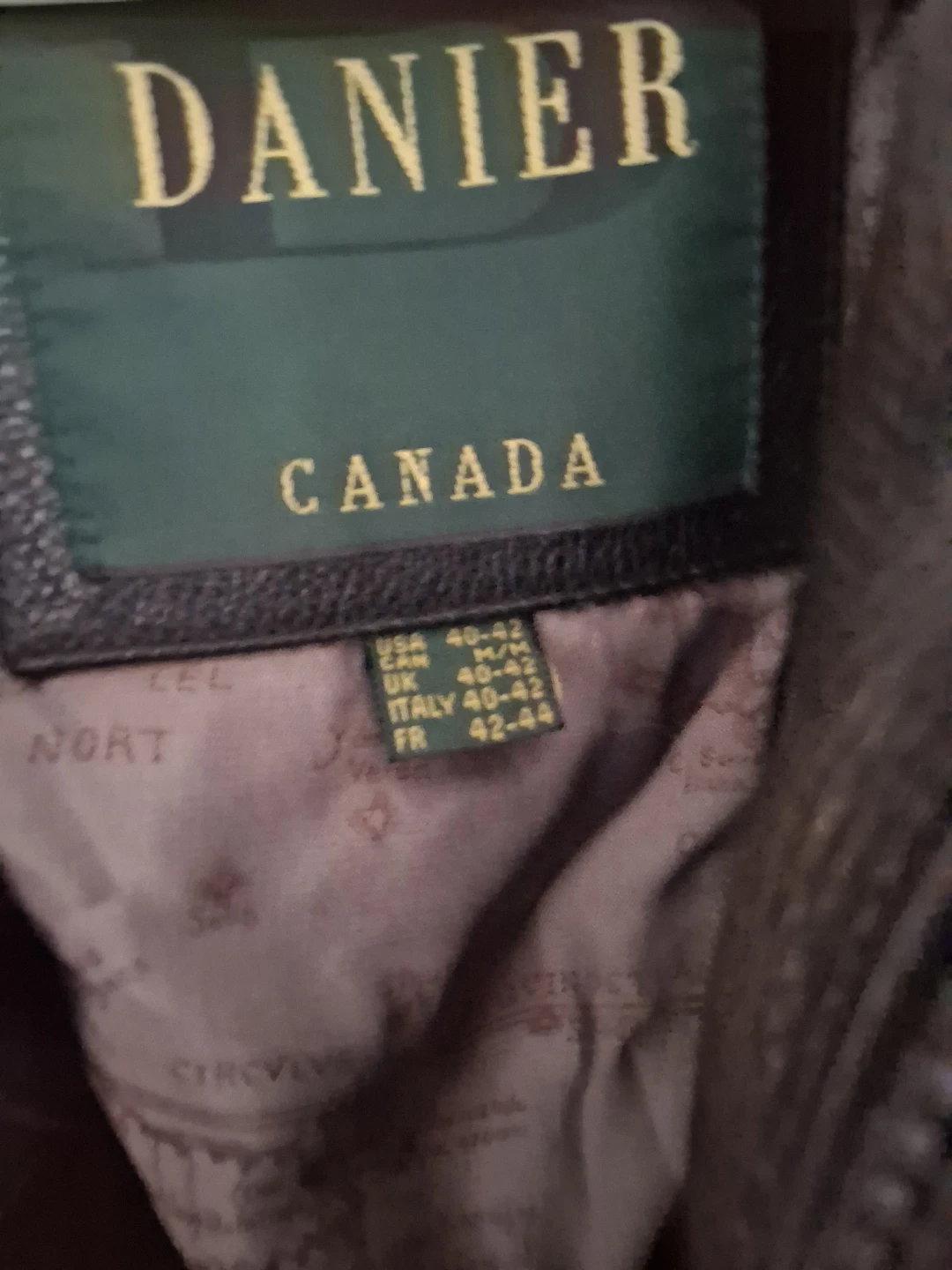 Danier Men's Leather Jacket - photo 3