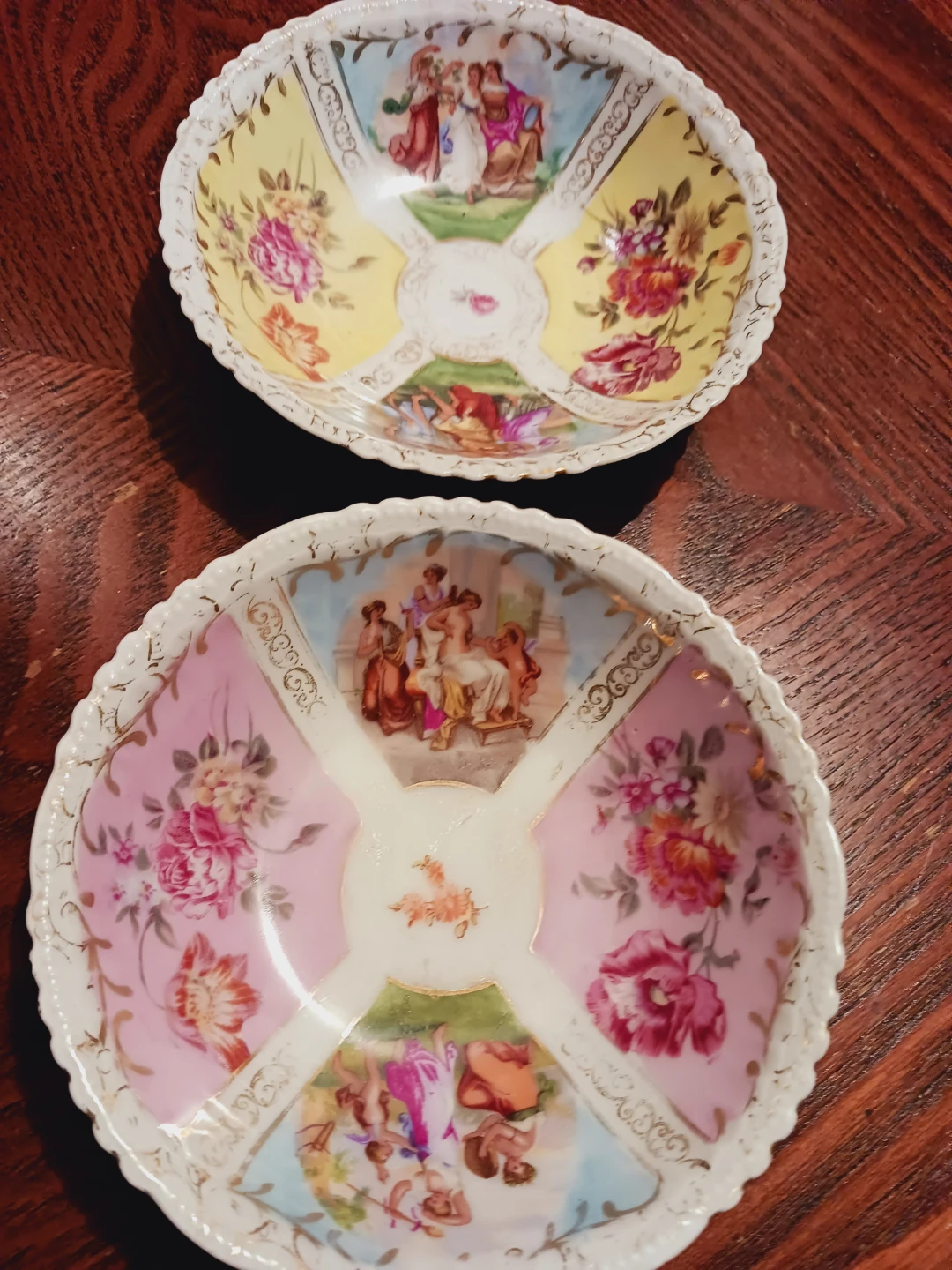 Set of 2 × Antique Austrian Porcelain Berry Bowls - photo 2