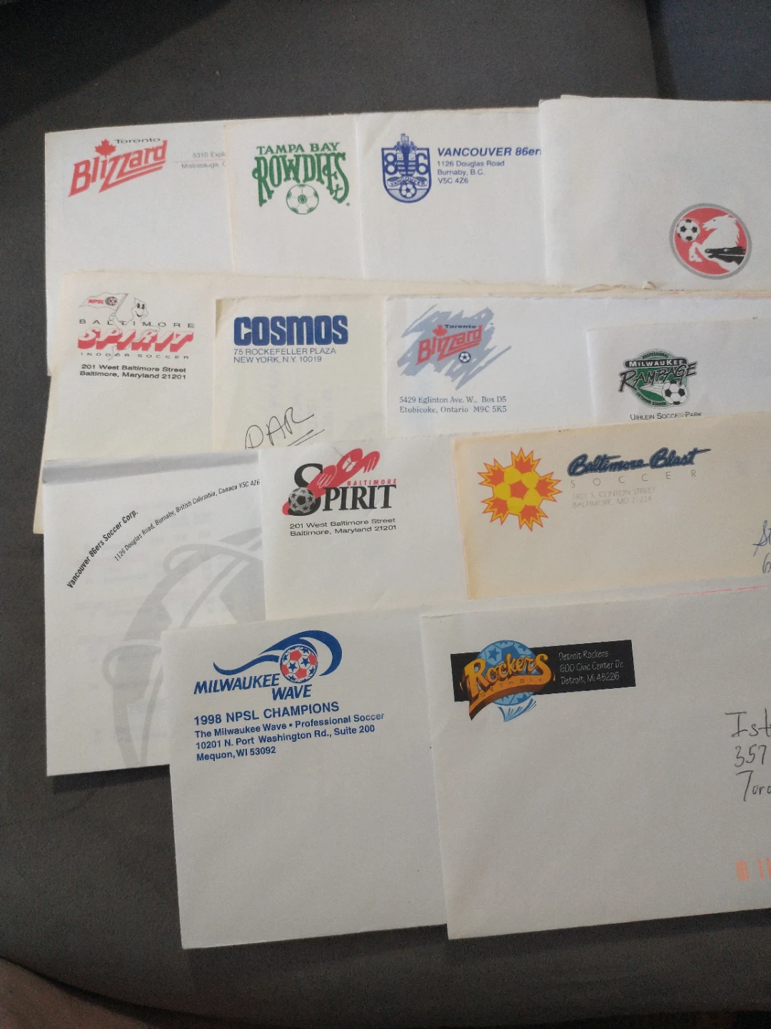 Collection of 300+ 1980s-1990s Defunct Pro Soccer Envelopes - photo 3