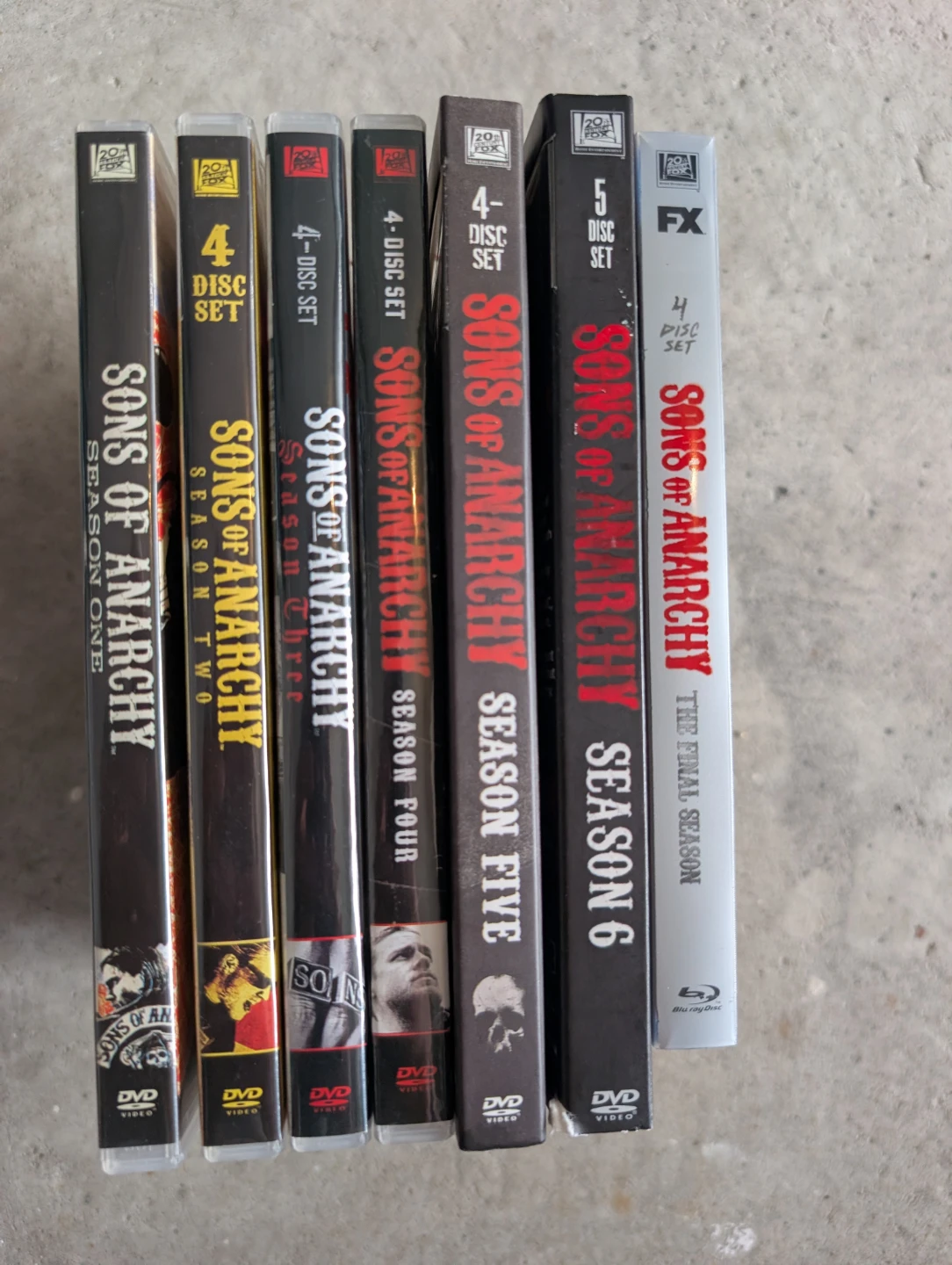 Sons of Anarchy Seasons 1-7 DVD and Blu-ray Set