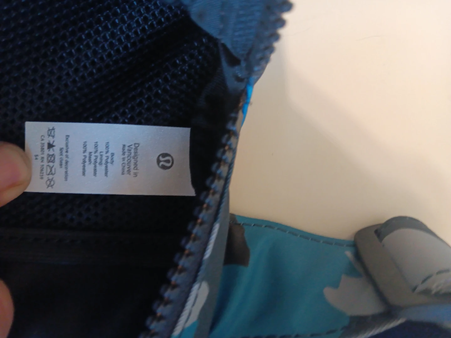Lululemon Everywhere Belt Bag Camo - photo 5