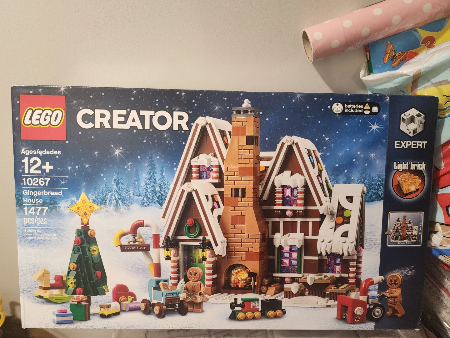 LEGO Creator Expert Gingerbread House 10267 - photo 4