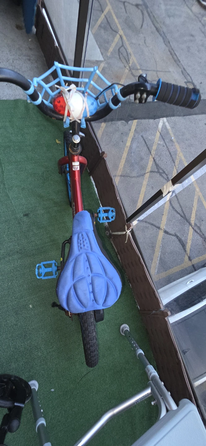 16' Spider-Man Kids Bicycle - photo 5