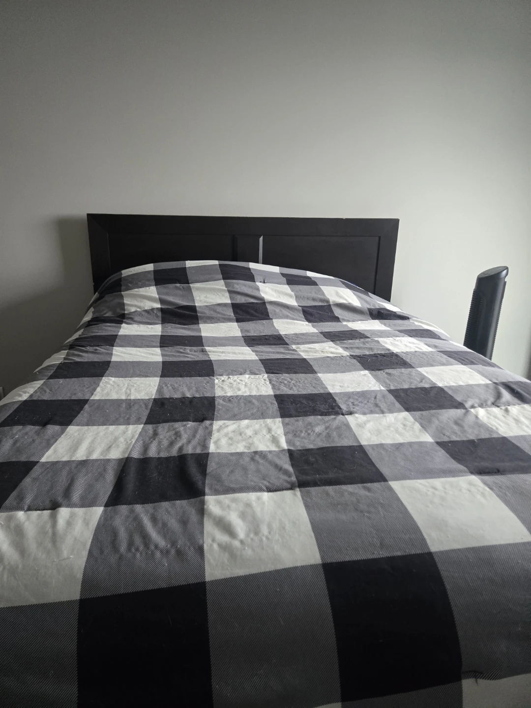 Appleton Dark Queen Storage Bed - photo 3