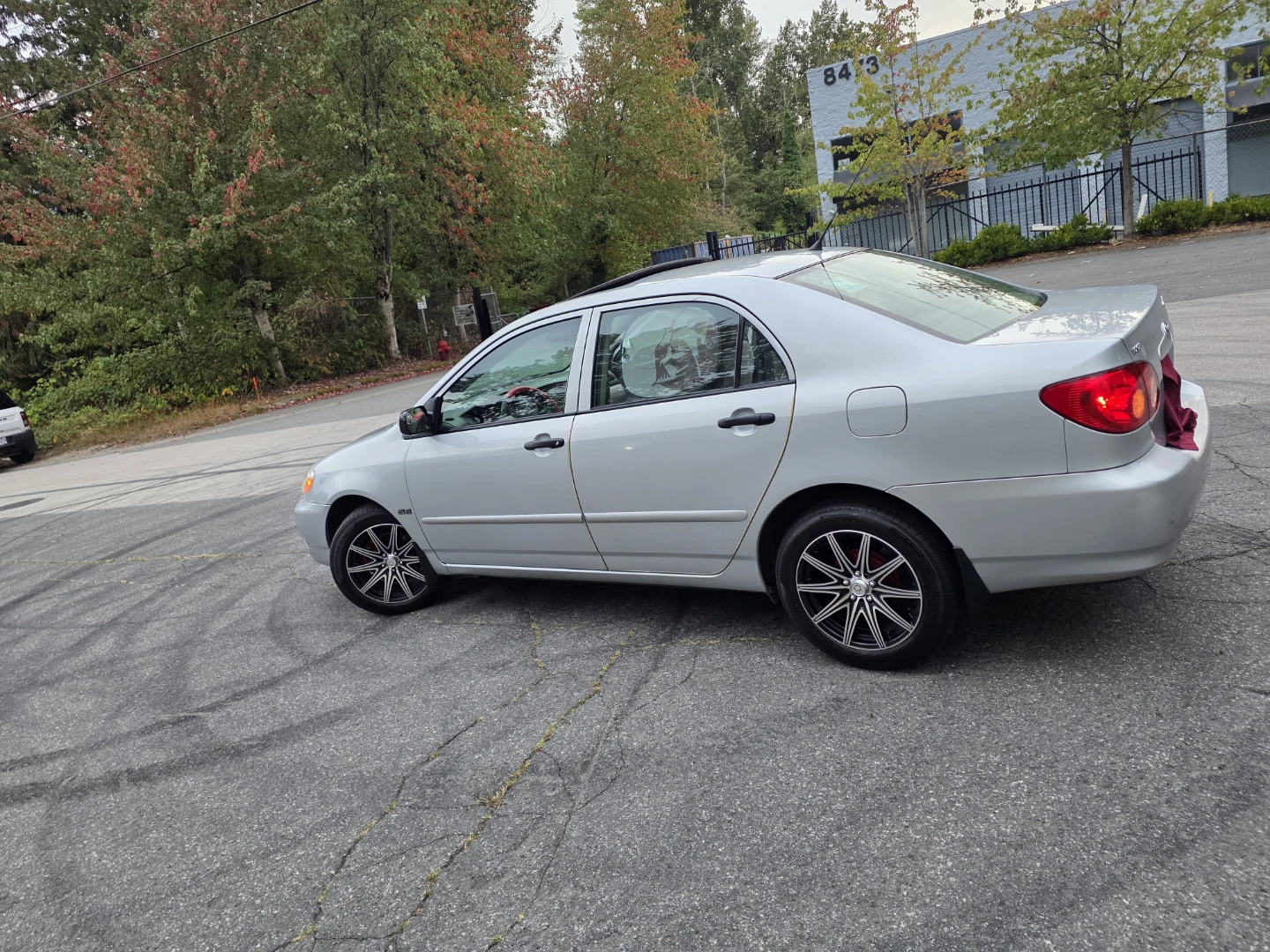 Silver Toyota Corolla Sedan - photo 2