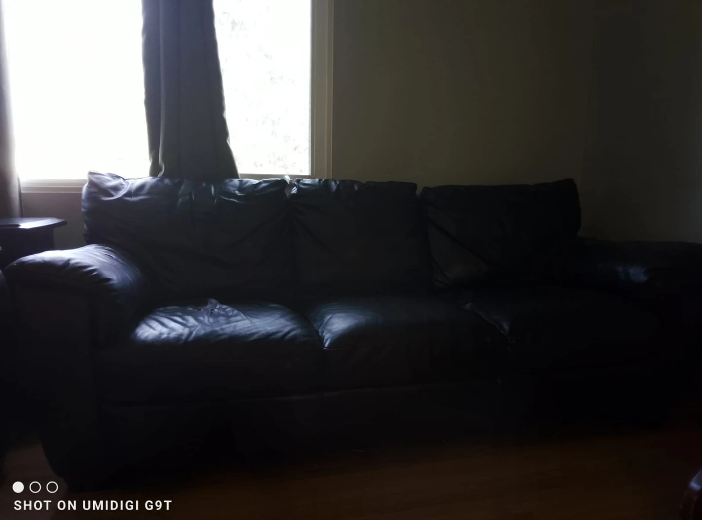 Set of 2 Black leather sofa - photo 2