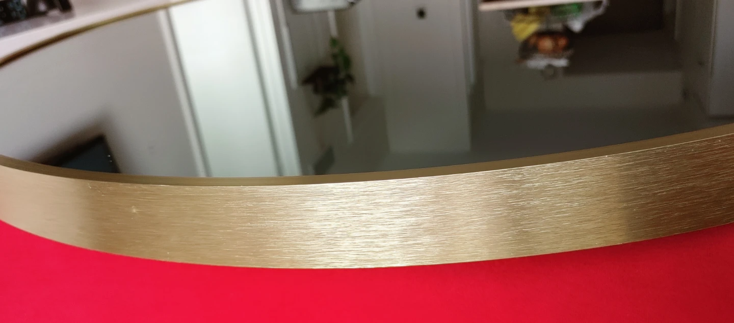 30"×30" Gold Round Wall Mirror - photo 3