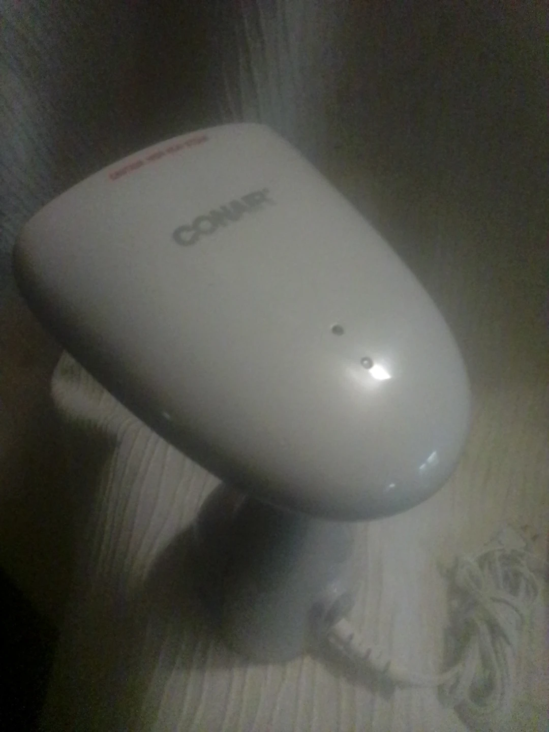 Football 🏈 Conair Handheld Fabric Steamer - photo 2