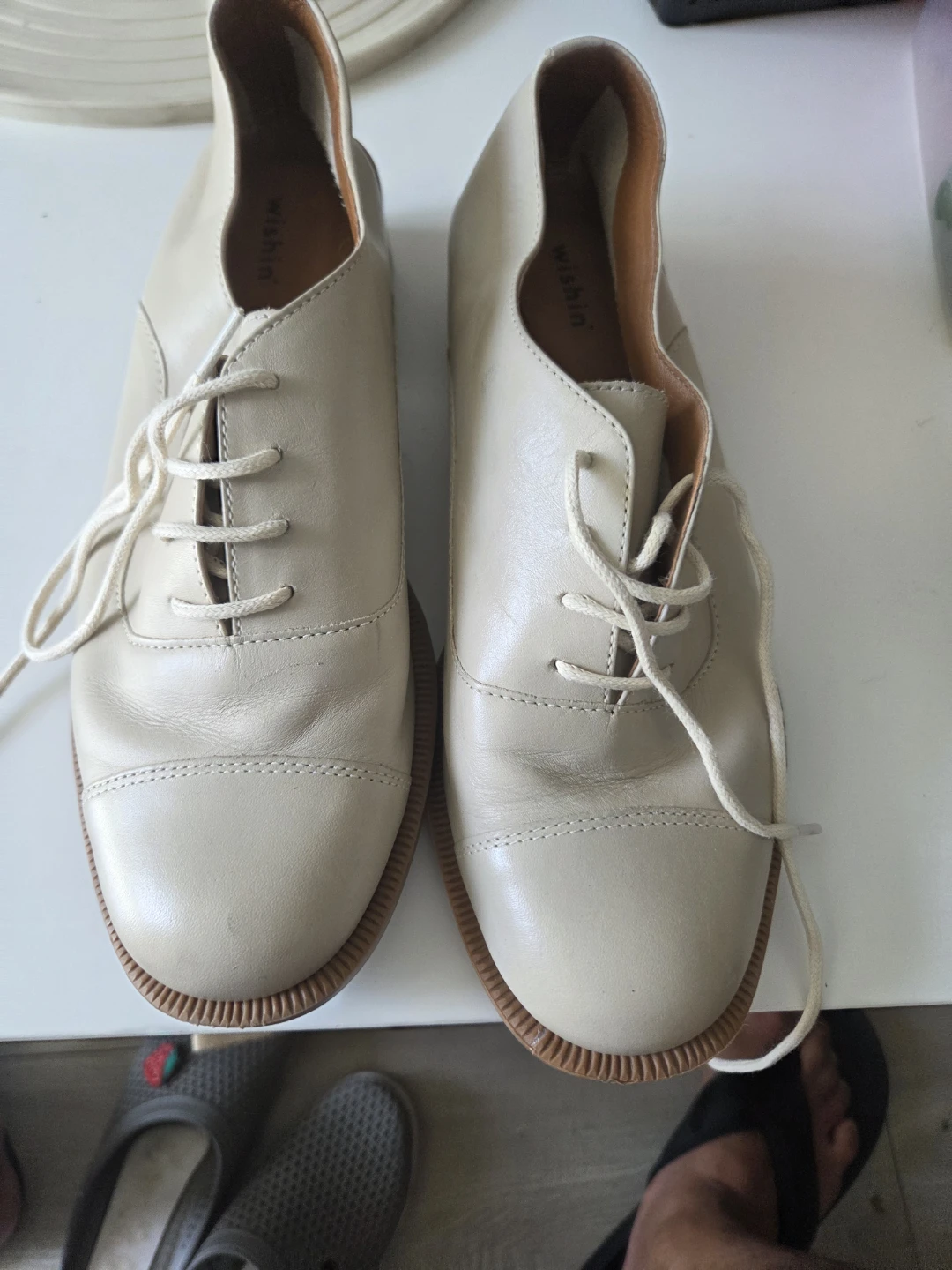 Wishin cream oxfords size 37