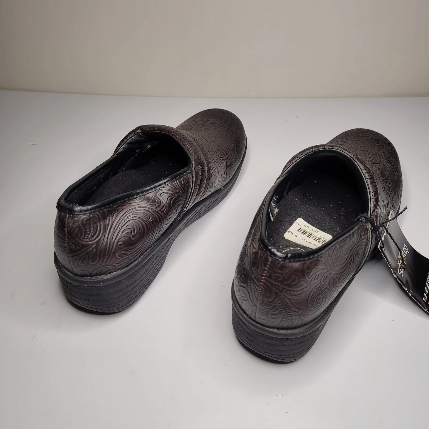 SafeTStep Comfort Slip-Resistant Clogs - Brown - Size 6.5 - photo 4
