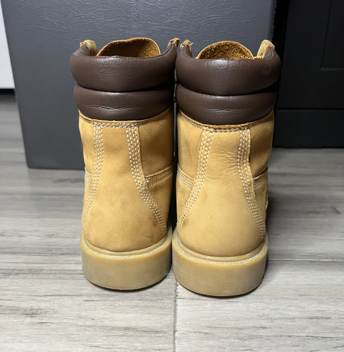 Women’s Timberland Premium Boots – US Size 8 - photo 3